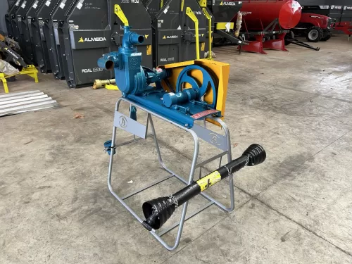 Bomba de água para carreta tanque Marca: Andrade Modelo: Tasp 51 equipamento >novo