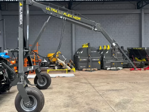 Guincho big bag traseiro>novo de 2 ton Marca: Almeida Modelo: Ultra Flex 2.0 com haste telescópica hidráulica