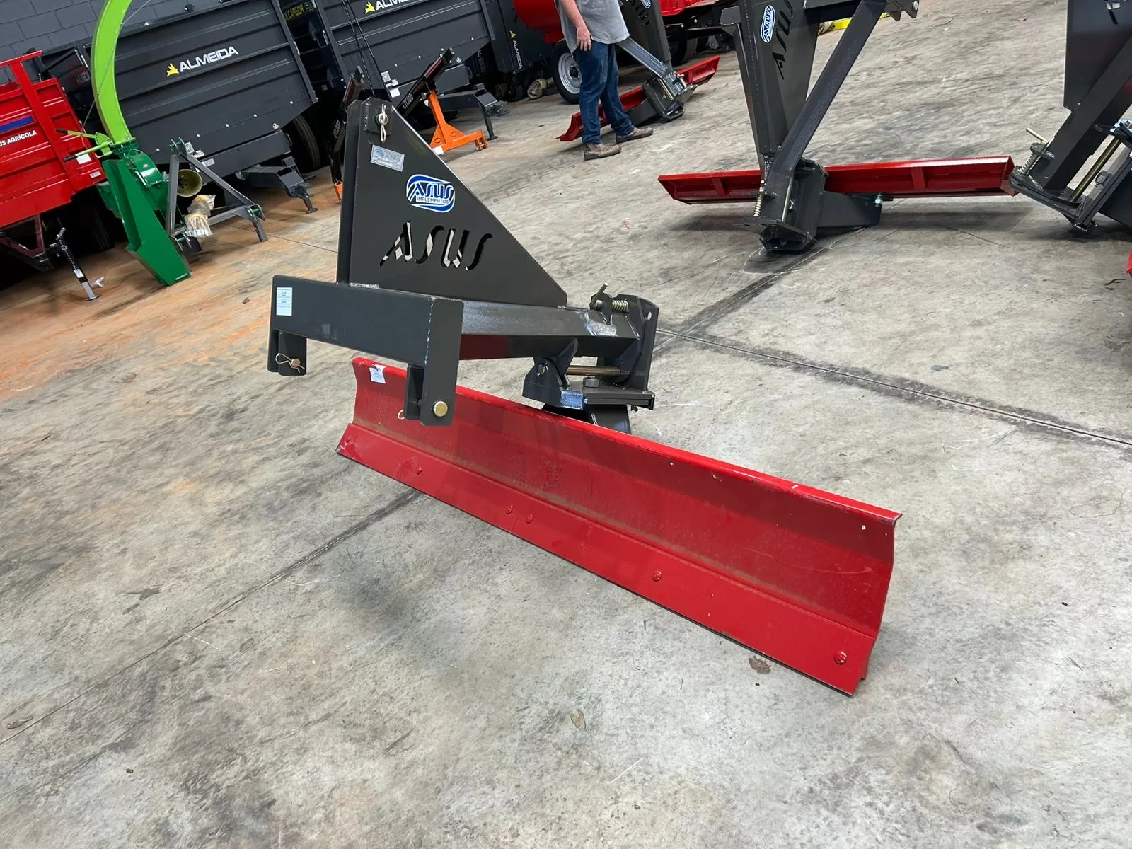 Lâmina traseira >nova Marca: Asus Modelo: PL 2300 de 2.30 M