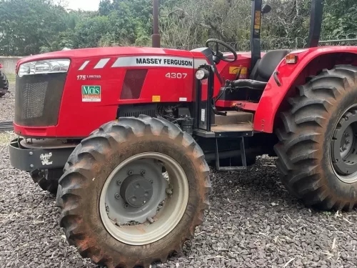 Massey Ferguson 4307 4x4 Ano 2024 com apenas 1095 horas 
