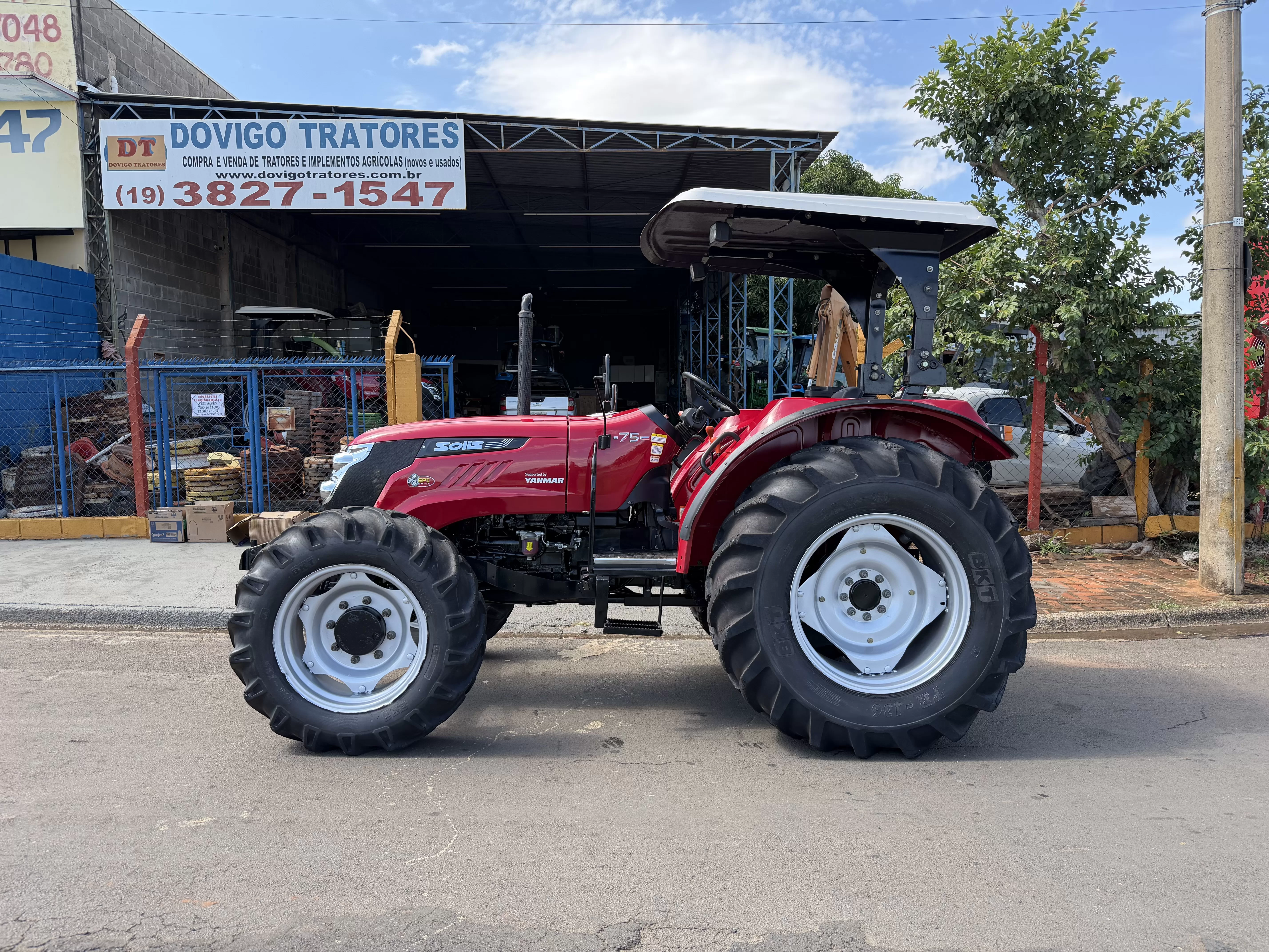 Yanmar Solis 75 4x4 Ano 2022 com Reversor de marchas 