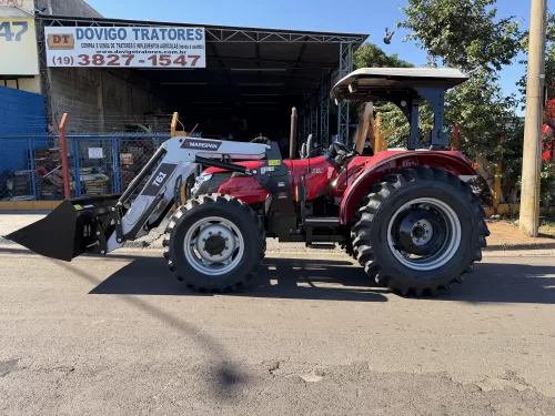 • Yanmar Solis 80 4x4 Ano 2019/2020, com conjunto de concha dianteira (novo) Marca: Marispan Modelo: T61.
