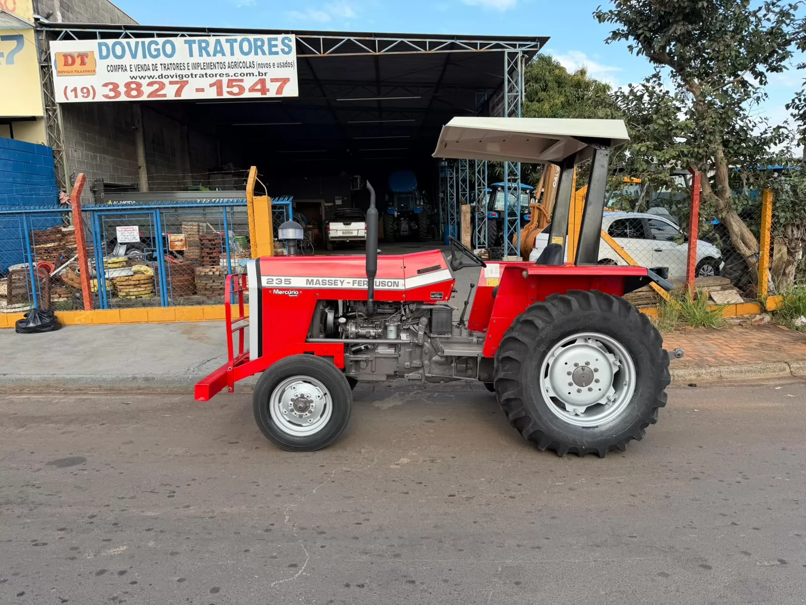 Massey Ferguson 235 4x2 Ano 1991, todo original com apenas 5255 horas originais