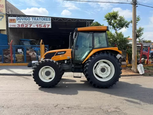 Valtra A950 4×4 Ano 2017 Cabinado de Fábrica