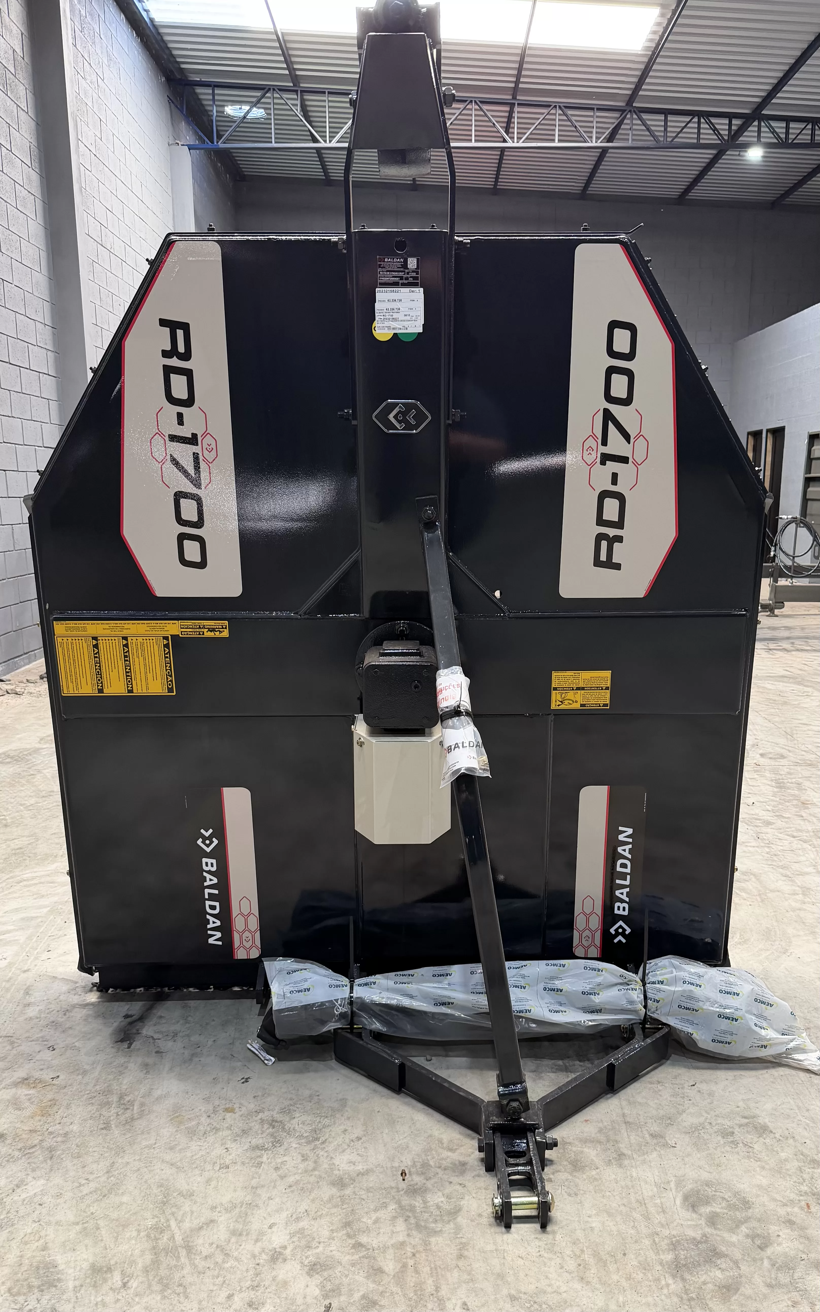 Roçadeira hidráulica (nova )Marca: Baldan Modelo: RD 1700 de 1.70 m.