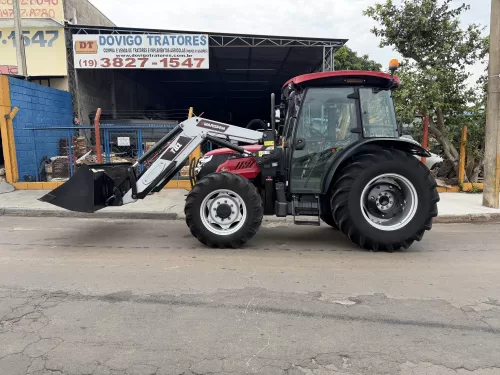 Yanmar Solis 90 Cabinado de Fábrica 4x4 Ano 2023, com redutor de velocidade, Reversor de marchas e com conjunto de concha dianteira Marca: Marispan Modelo: T81.
