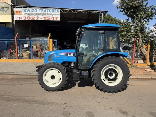LS Tractor U60 Cabinado 4×4 Ano 2017 com Redutor de velocidade e Reversor Cod: 09