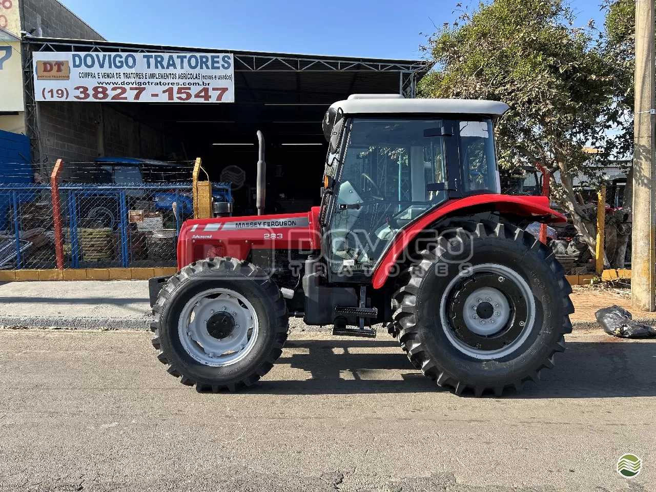 Massey Ferguson 283 Advanced Ano 2009 4×4 Cabinado de Fábrica